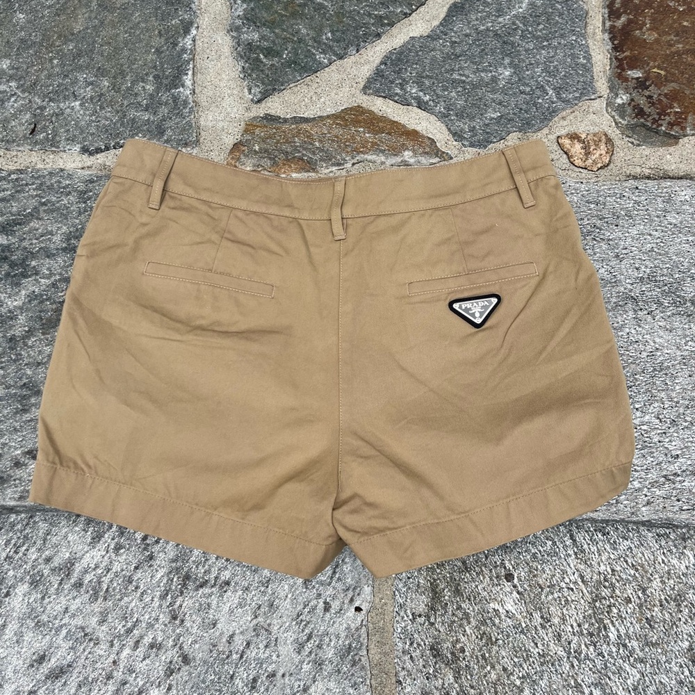 Prada Women's Beige Cotton Shorts 1100.00